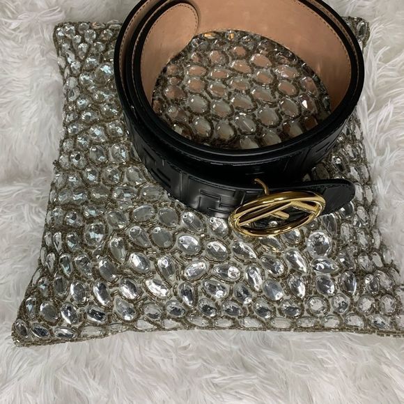 Fendi Buckle Belt.  🎉🎉🎉HOST PICK🥳🥳🥳 - Picture 3 of 16